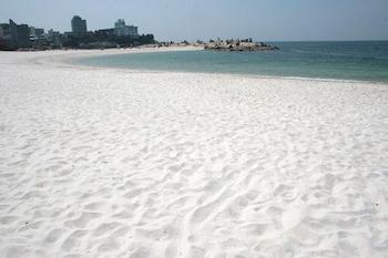 南紀白浜：白良浜の砂